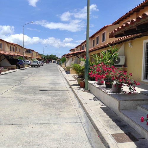 Imagen 12 de 13 de Casa En Venta Urbanización Trigalpa Cabudare Lara