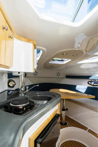 Quicksilver 2700 Volvo 300hp /no Canestrari 275/ Klase A