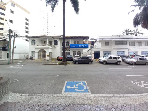 Oficina En Arriendo En San Vicente. Cod A8014523