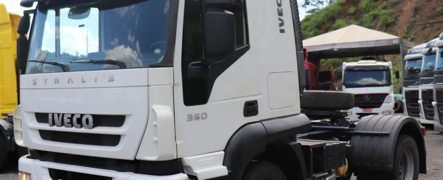 Iveco Stralis 360 4x2 Ano 2019 --ñ P360 Ñ 19-360