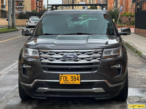 Imagen 2 de 25 de Ford Explorer Limited