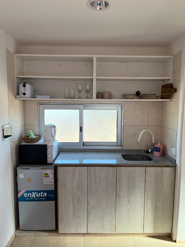 Imagen 15 de 28 de En Venta - Hermoso Complejo De 4 Apartamentos Con Piscina En Punta Del Diablo