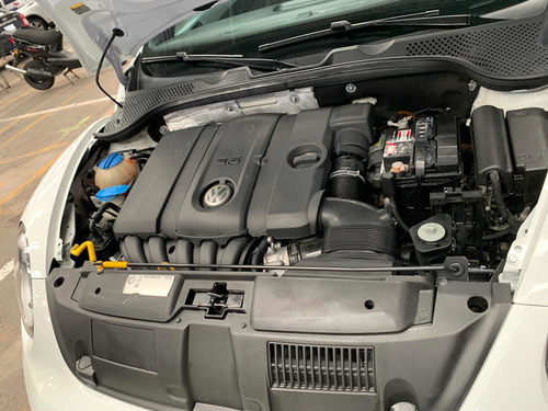 Imagen 12 de 12 de Volkswagen Beetle 2.5 Sport Std 6 Vel Ac 2015