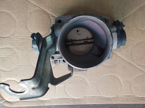 Cuerpo De Aceleracion Ford Fiesta 1.6lts Std Aut Usado 03-09