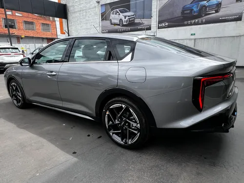 Kia K4 Gt Line 2025