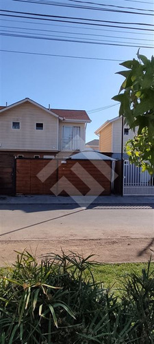 Casa En Venta De 3 Dorm. En Padre Hurtado