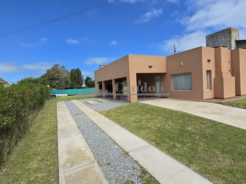 Casa En Venta 3 Ambientes - Balneario Mar Chiquita