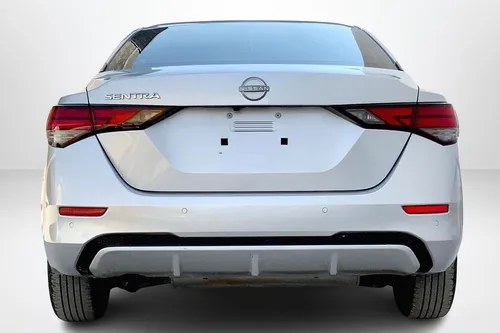 Nissan Sentra 4P ADVANCE L4/2.0 AUT