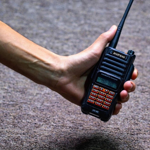 Radio Comunicador 10w Longo Alcance Dual Band A Prova Dágua