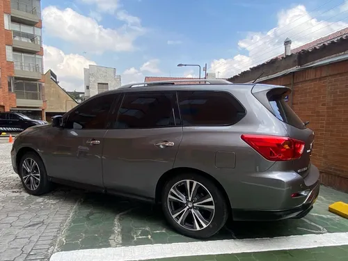 Nissan Pathfinder 3.5 R52 Exclusive