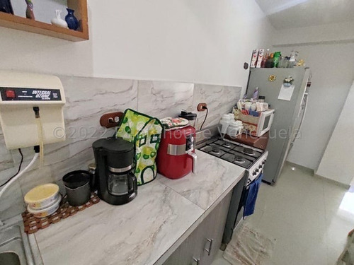 Imagen 15 de 15 de Apartamento En Venta En Turmero Urbanizacion Las Carolinas 23-3134 Wjo