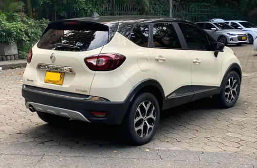 Renault Captur 2.0 Intens Automática