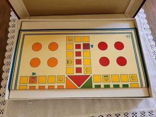 Antiga Maleta De Jogos Classicos Estrela Ludo Xadrez Anos 80 - R$ 1.200