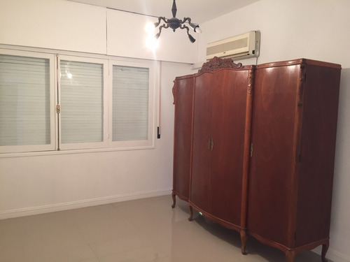 Venta Casa 2 Dormitorios En El Centro De La Ciudad