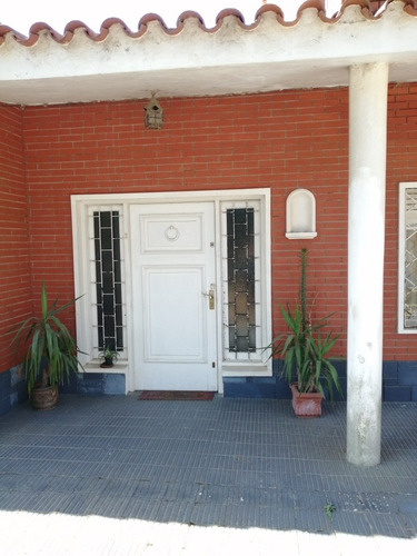 Se Vende, Nuevo Precio, Casa, Local Y Otra Casa Al Fondo.
