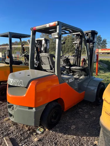 Autoelevador Cat Dp30nm 3000kg Diesel Torre Triple C/desp