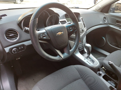 Imagem 3 de 12 de Chevrolet Cruze