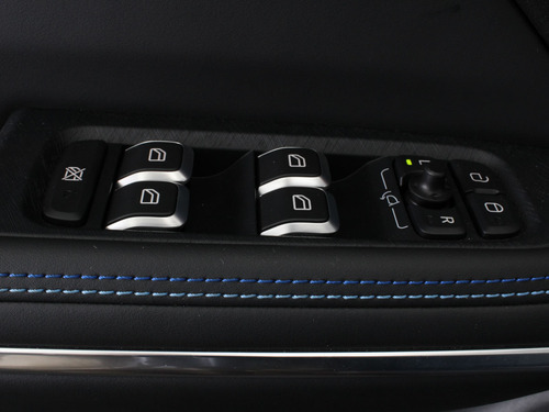 lynk & co 01 1.5T Phev Fwd 7Dct