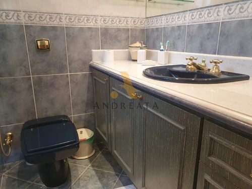 Imagem 18 de 30 de Venda - P. De Itauna - Excelente Casa, 850m² Construído, 3 Salas, 4suites, Apto 2qtos P/visitas, Dependências, Piscina, Sauna, Sótão. 1000m² Terreno - Sqa1607i - 69009919