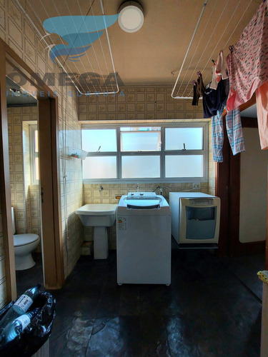 Imagem 19 de 20 de Ótimo Apartamento Na Praia Das Pitangueiras - Vista Parcial Para O Mar - Ap06093 - 69941090