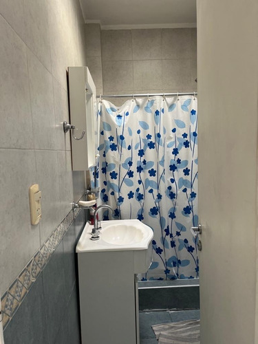 Imagen 8 de 11 de Impecable Departamento Totalmente Reciclado