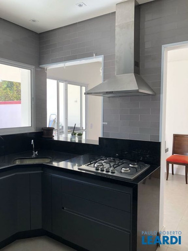 Imagem 3 de 15 de Casa Em Condomínio - Parque Nova Suíça - Sp - 590408
