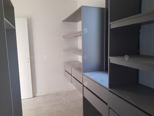 Casa En Venta Ubicado En Country Maschwitz, Zona Norte