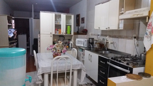 Casa Em Jardim Floresta Com 2 Dormitórios - Ot7204