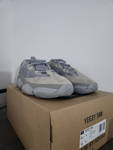 Zapatillas Adidas Yeezy 500 (Usado)