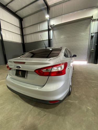 Ford Focus 2.0
