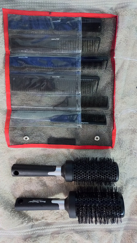 Kit De 6 Peines + 2 Cepillos Babyliss Pro Negro (Usado)