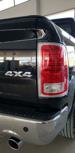 Imagen 10 de 25 de Ram 1500 At8 Laramie Nuevo Modelo 0km My23 En Stock
