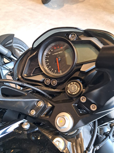 #005 - Bajaj Dominar 200cc - 0km