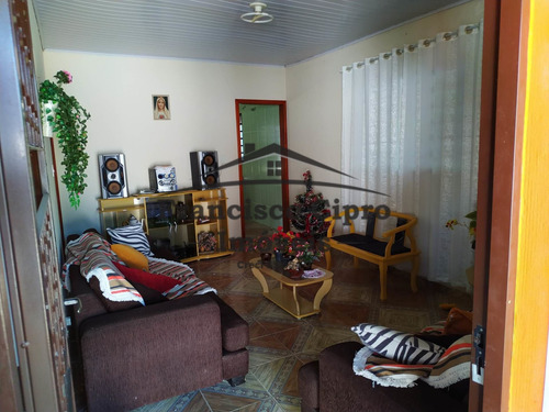 Chácara À Venda No Bairro Bom Jardim I - Guaratinguetá/sp - Ch092