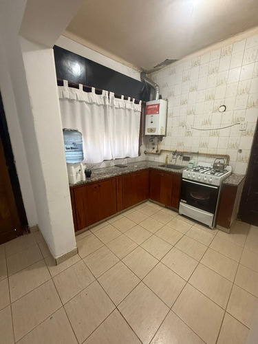 Venta -casa- Amplio Terreno- Villa Loreto