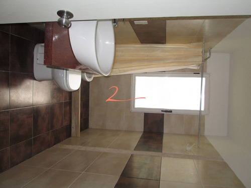 Casa En Montoya, 6 Dormitorios *- Ref: 3457