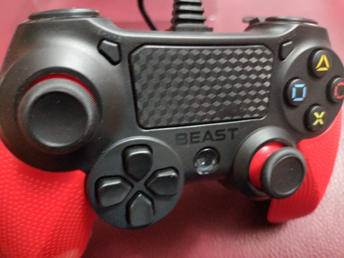 Control Beast Play Four Alambrico (Usado)