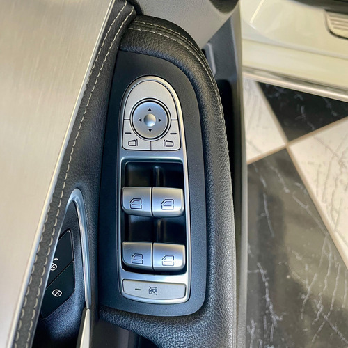 Mercedes-Benz Classe C 1.6 Avantgarde Turbo 5p