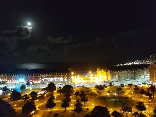 Imagen 9 de 15 de Dto. 2 Amb. Con Excelente Vistas Al Mar. Frente Plaza Colon,