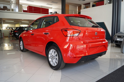 Imagen 5 de 15 de Seat Ibiza Reference Rojo 2021