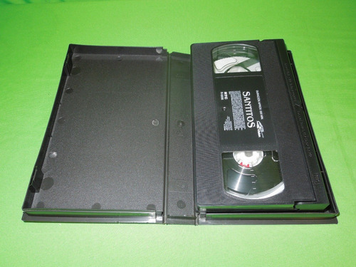 Santitos Vhs (Usado)