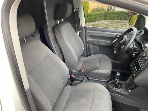 Imagen 11 de 12 de Volkswagen Caddy 2015 1.2 Maxi Cargo Van Larga Aa Mt