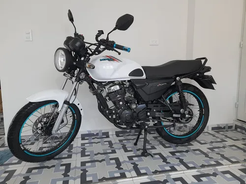 Vendo Moto Modelo 2024 Con 13.000 Kilómetros Unico Dueño