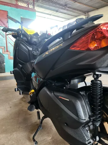 Yamaha X Max 300