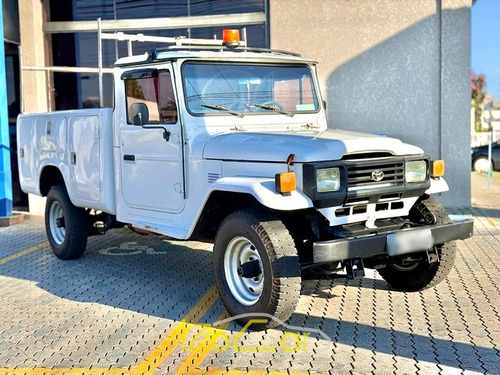 Toyota Bandeirante BJ55LPBL3 4X4 3.7 CS