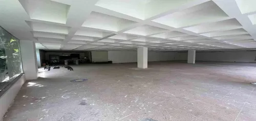 Local En Arriendo Ubicado En El Poblado (24880).