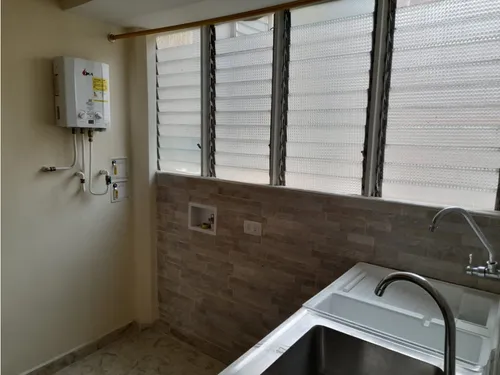 Excelente Apartamento,ubicado En El Sector Calasanz.