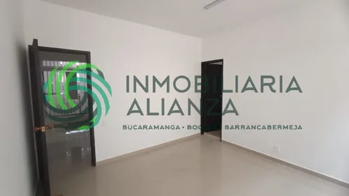 Oficina En Arriendo En Sector Comercial. Cod A13593