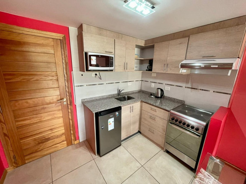 Imagen 2 de 7 de Departamento En Venta 1 Dormitorio C/ Cochera. B. Belgrano. Bariloche