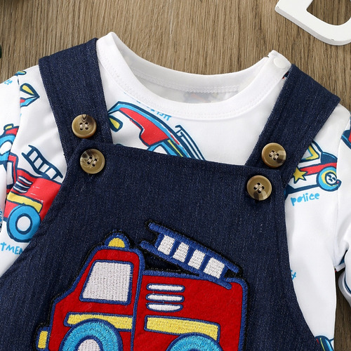 Conjunto Para Bebé Con Tirantes Y Estampado De Vehículos